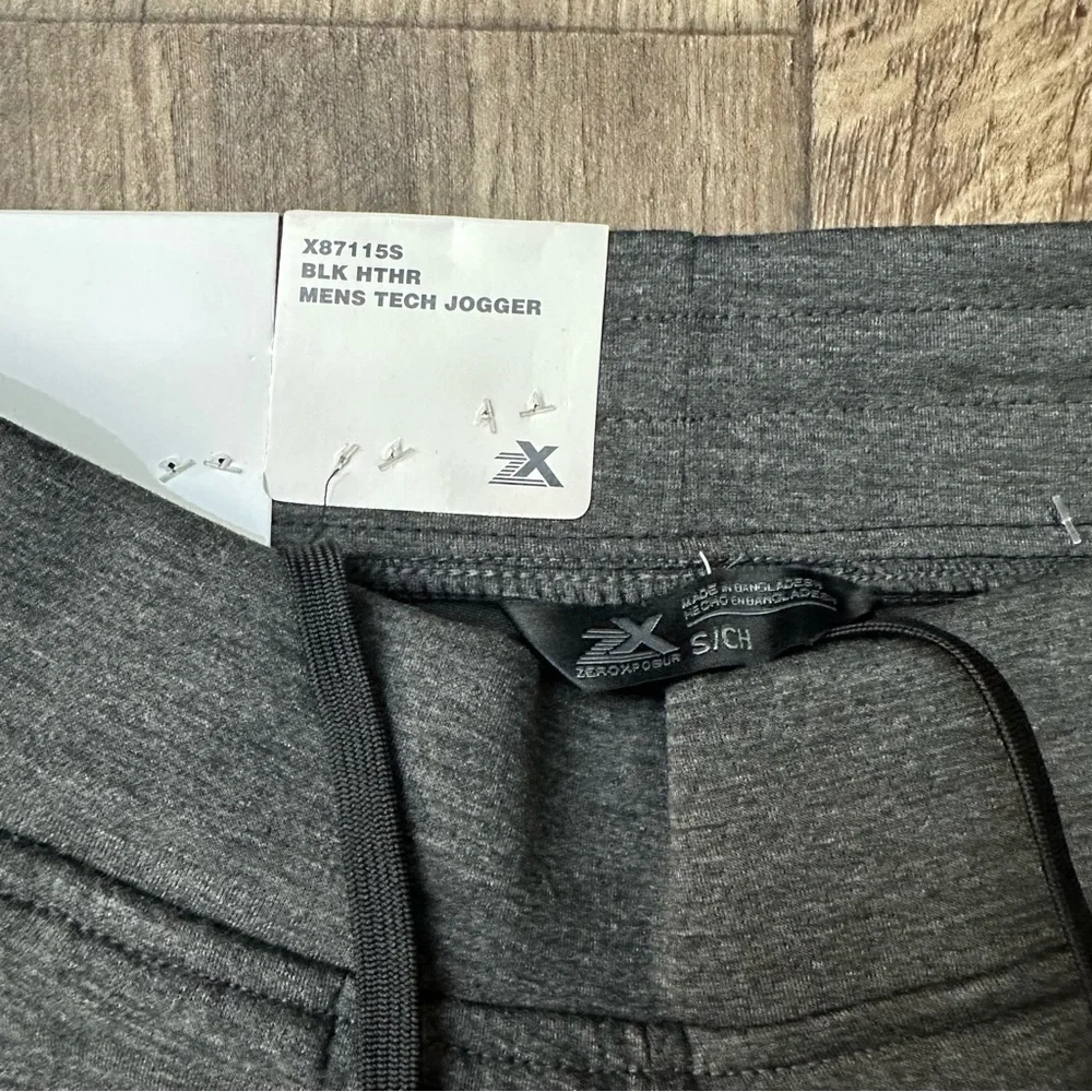Zeroxposur Men's Tech Gray Joggers Pants Stretch Comfort Fit Men’s Size S